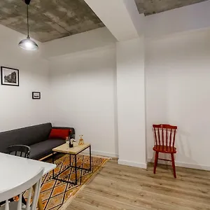 https://city-centre-apartments-by-picnic.alltbilisihotels.com