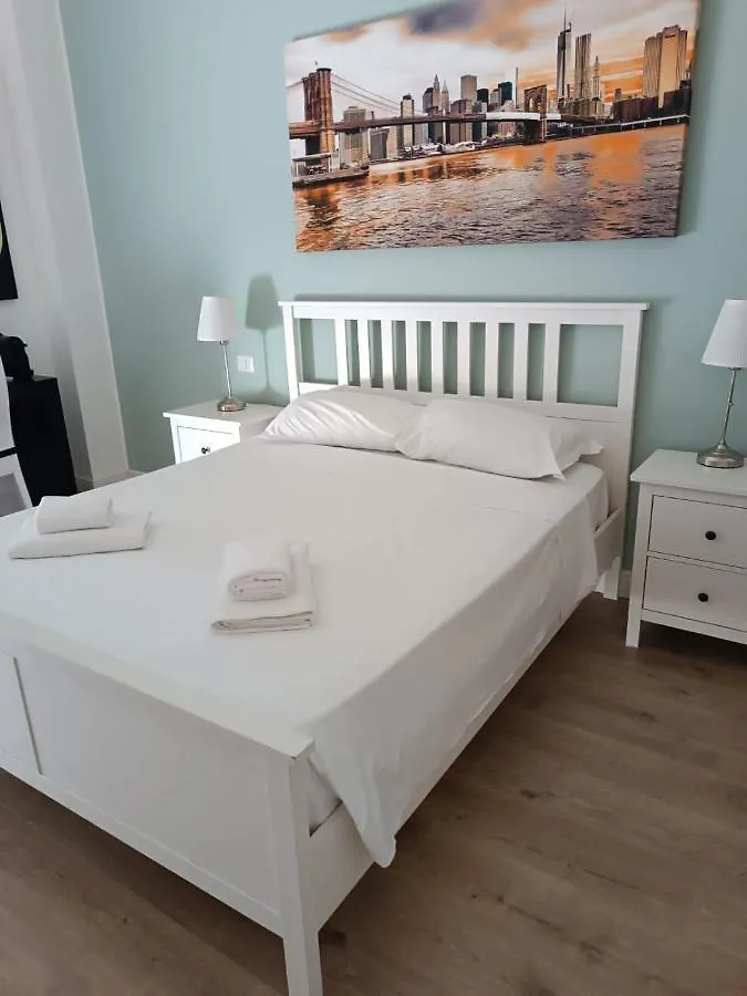 Apartment M97&Rooms 97 Macchi Milan Italy