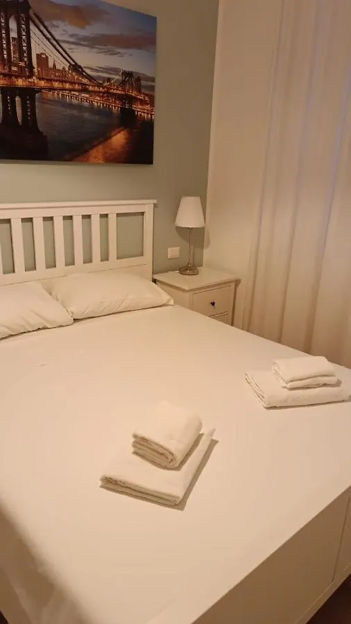 M97&Rooms 97 Macchi Milan Apartment